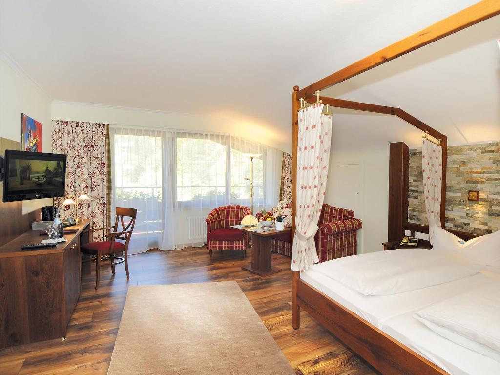 Sackmann Wanderhotel Байерсброн Екстериор снимка